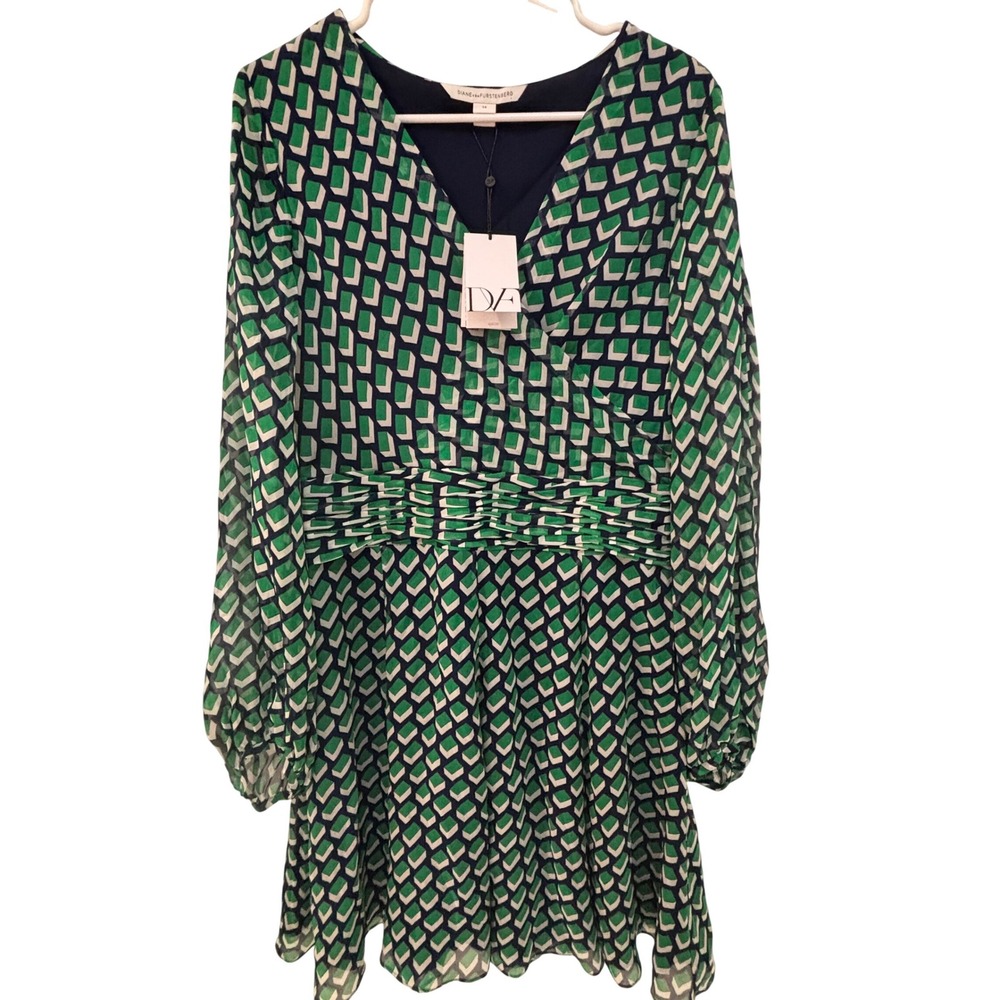 Diane von Furstenberg DVF Ashlynn Bricks Tiny Green Geometric Mini Dress 14 NEW